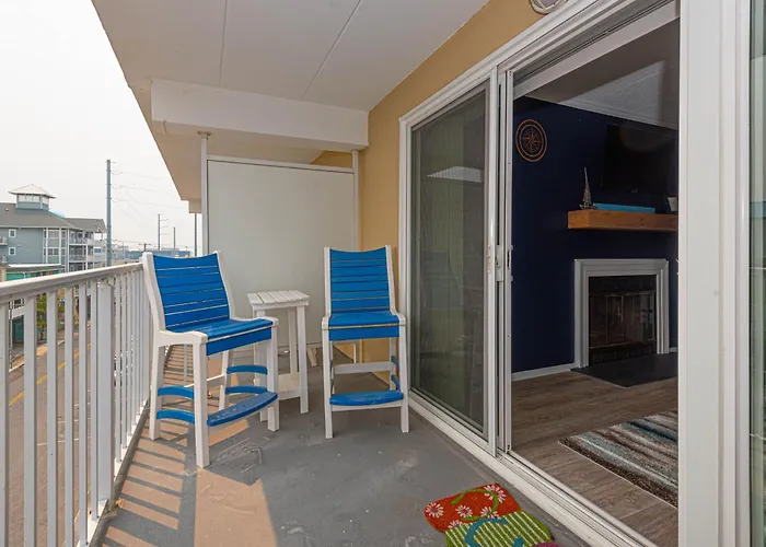 Ocean View Renovated With Balcony *